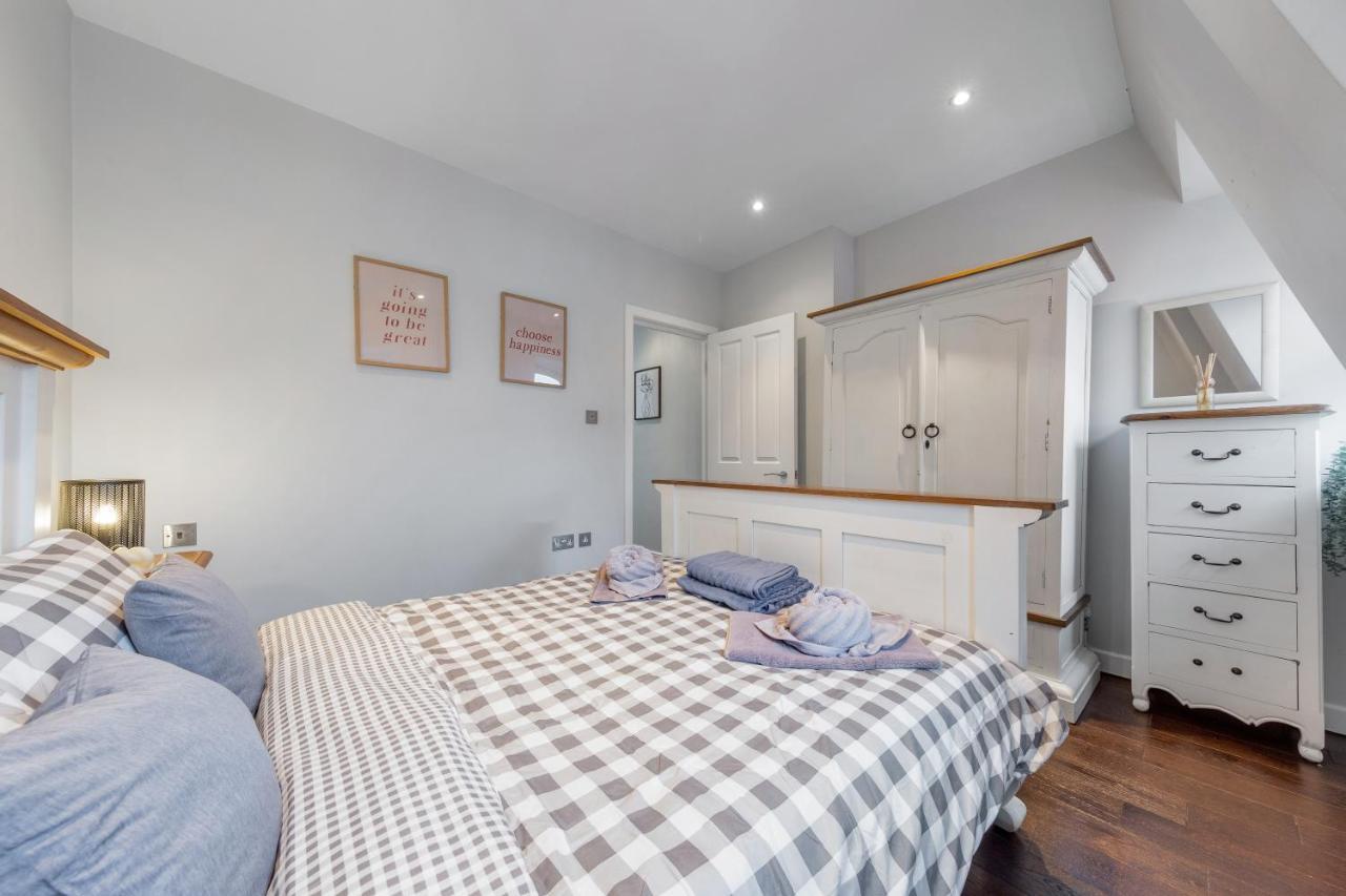Sleep 4 In Hoxton Near Shoreditch Liverpool St Rw6 London Exterior photo